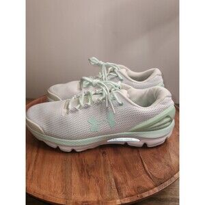 Women's Under Armour Charged Gemini 2020 running shoe Wht & Mint Green. US Sz 10
